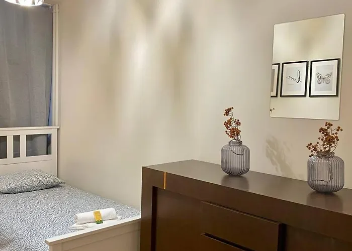 Halby In The Very Center Of Konukevi Varşova